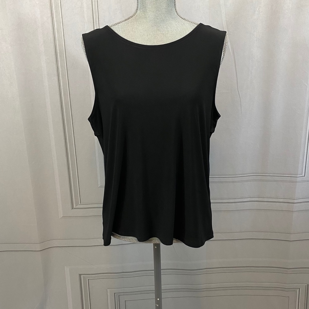 Cece Sleeveless Top with Twist Back- Size L